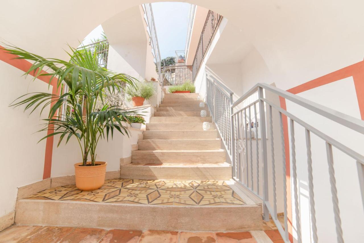 Aquarius Maiori B&B Екстериор снимка