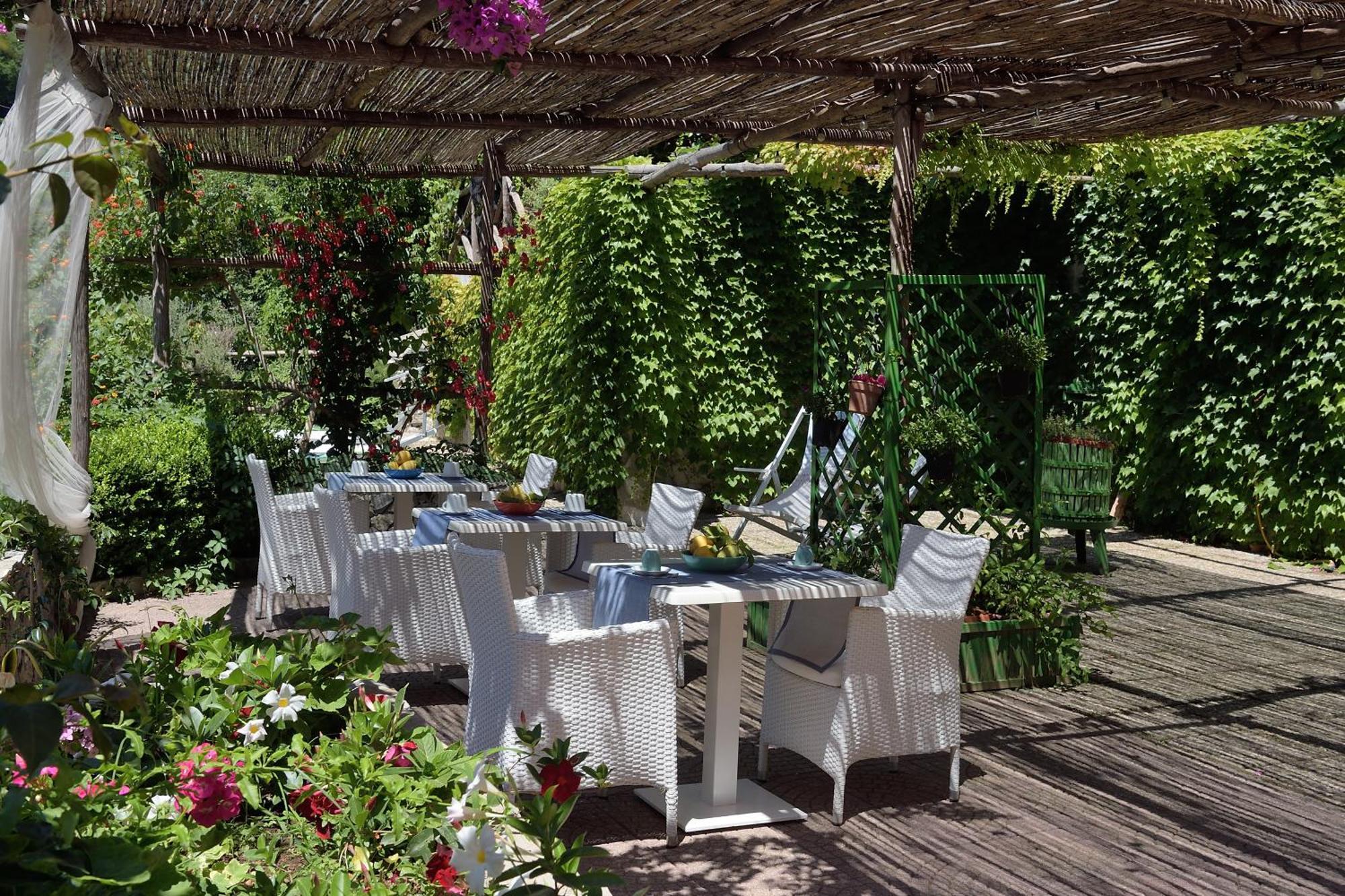 Aquarius Maiori B&B Екстериор снимка
