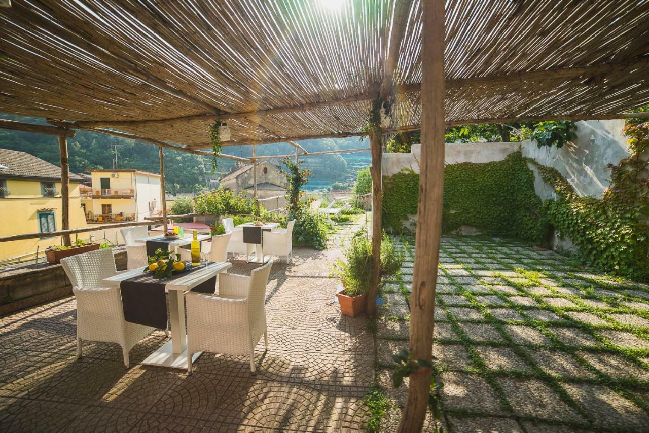 Aquarius Maiori B&B Екстериор снимка