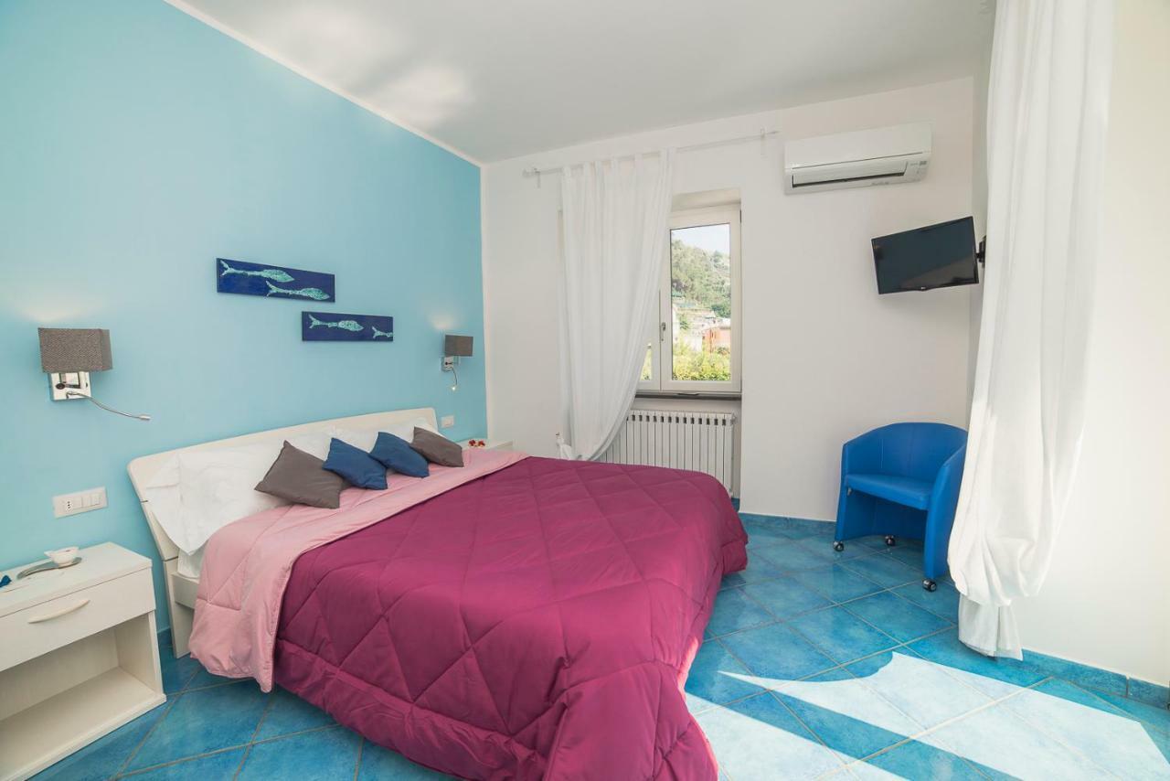 Aquarius Maiori B&B Екстериор снимка